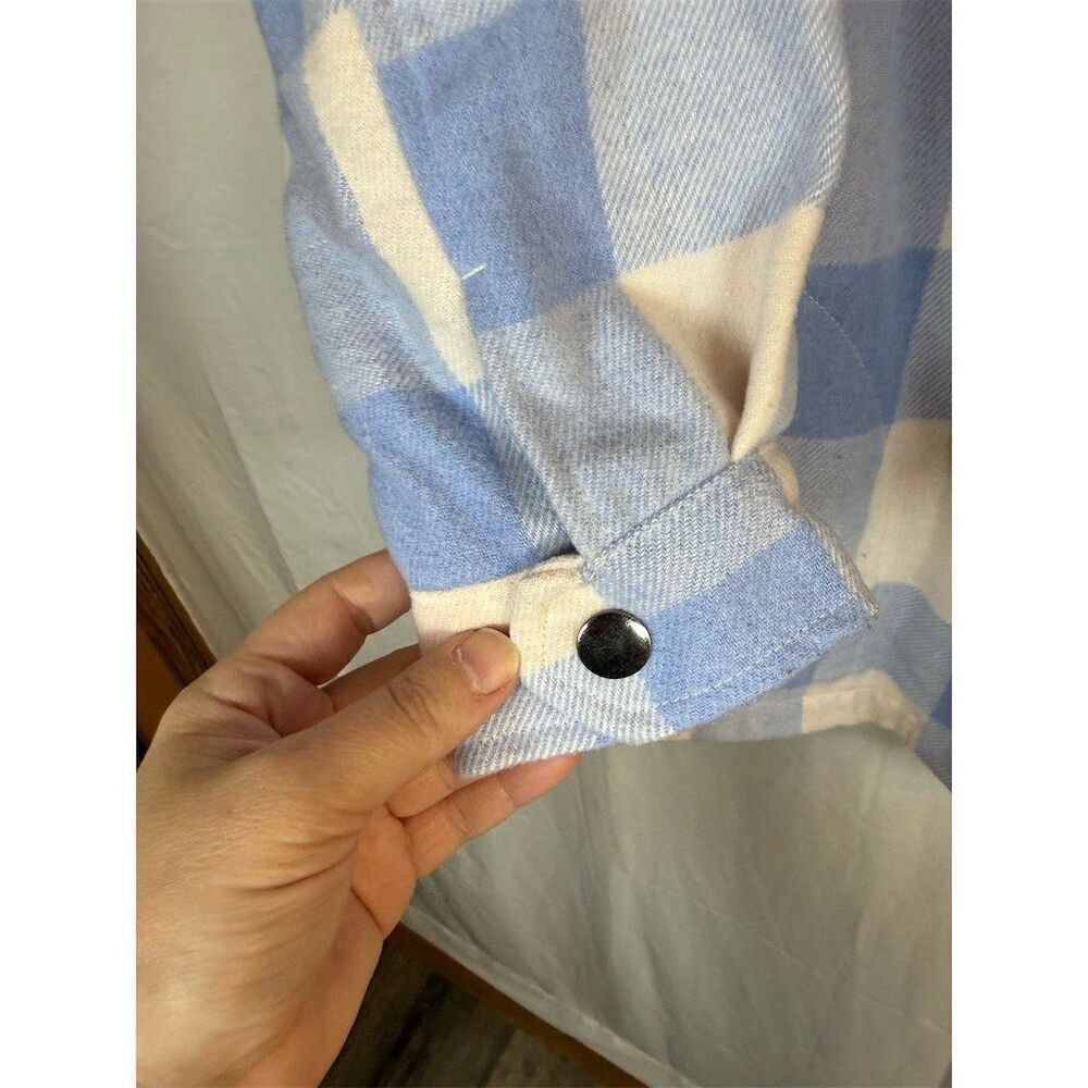 HFX Shacket Shirt Jacket Womens Size S Blue & Cream Plaid Snap Front Cozy - Picture 3 of 15